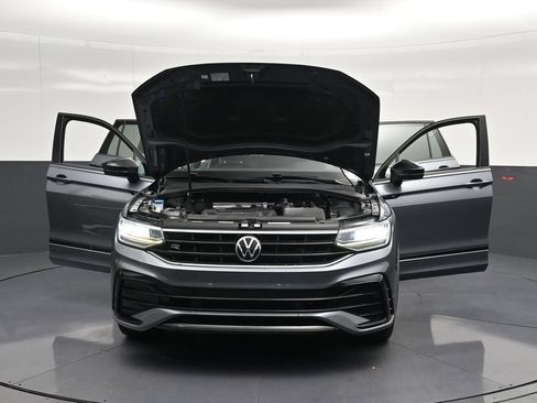 Used 2023 Volkswagen Tiguan SE R-Line FWD image 37