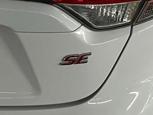 Used 2023 Toyota Corolla SE image 34