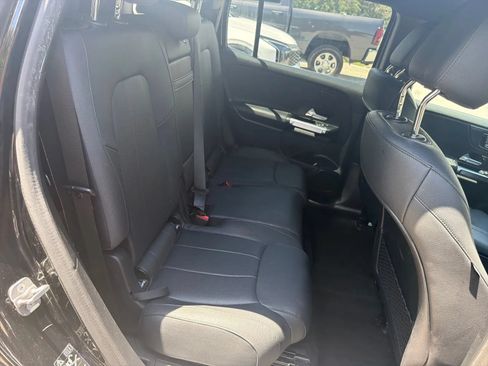 Used 2024 Mercedes-Benz EQB 250+ image 18