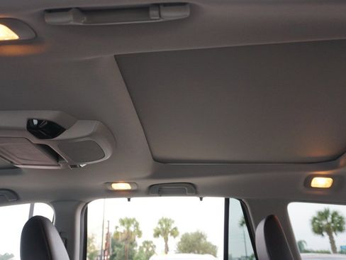 Used 2019 Honda Pilot Elite image 34