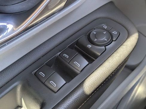 Used 2019 GMC Terrain SLT AWD/4WD image 27