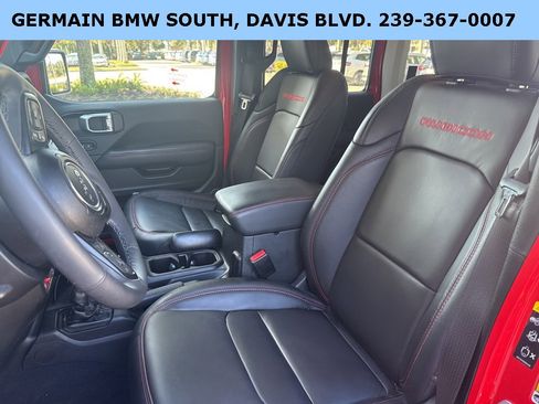 Used 2025 Jeep Wrangler Unlimited Rubicon image 55