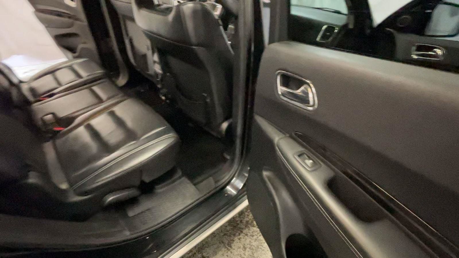 Used 2013 Dodge Durango Citadel w/ Technology Group AWD/4WD image 20