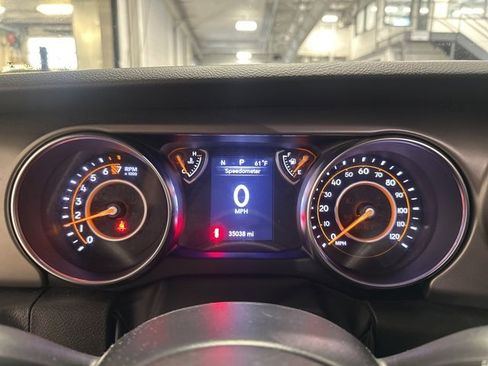 Used 2022 Jeep Wrangler Unlimited Sport image 18