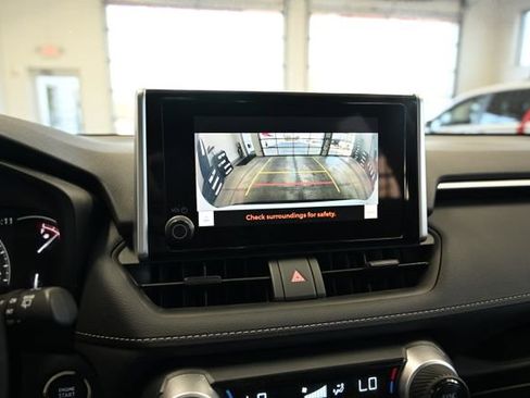 Used 2023 Toyota RAV4 XLE AWD/4WD image 16