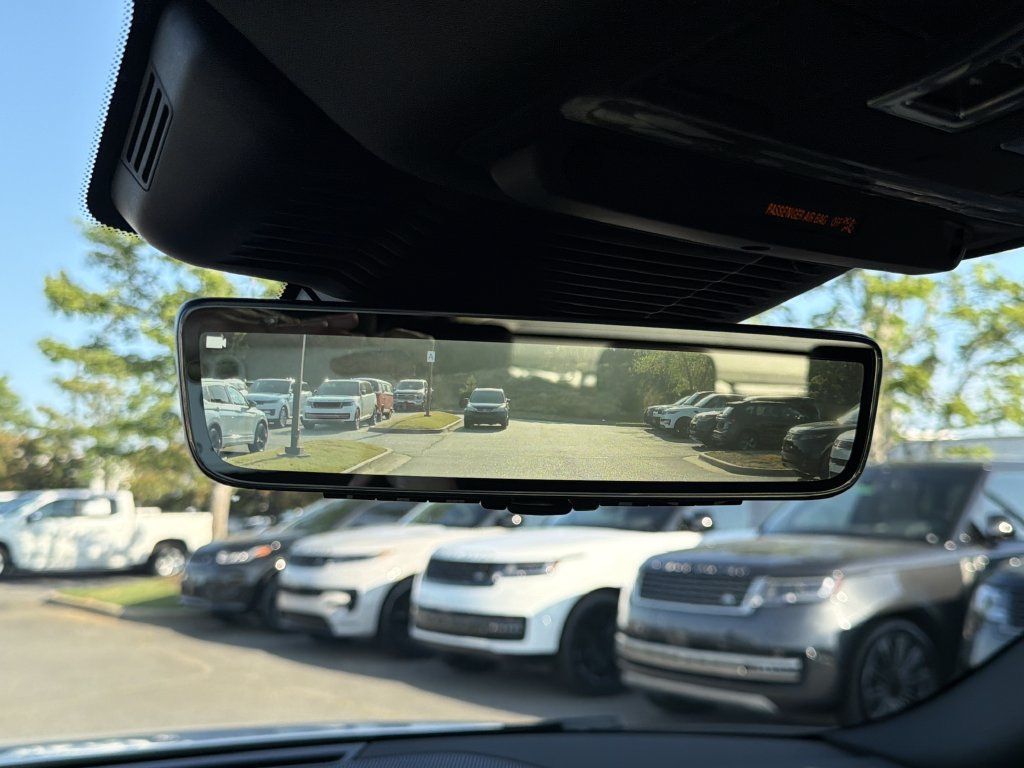 New 2026 Land Rover Range Rover Evoque Hoxton AWD/4WD image 26
