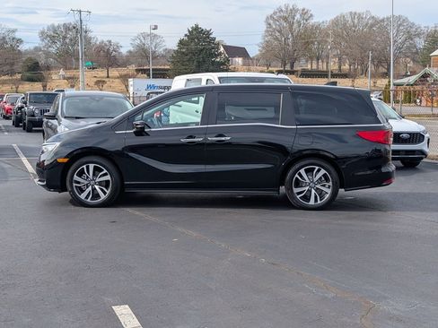 Used 2024 Honda Odyssey Touring image 5