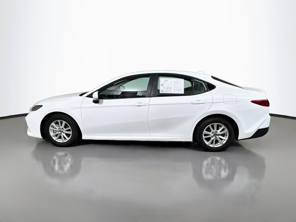 Used 2025 Toyota Camry LE w/ Convenience Package FWD image 6