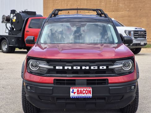 Used 2021 Ford Bronco Sport Outer Banks AWD/4WD image 2