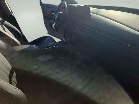 Used 2024 Honda HR-V EX-L image 27