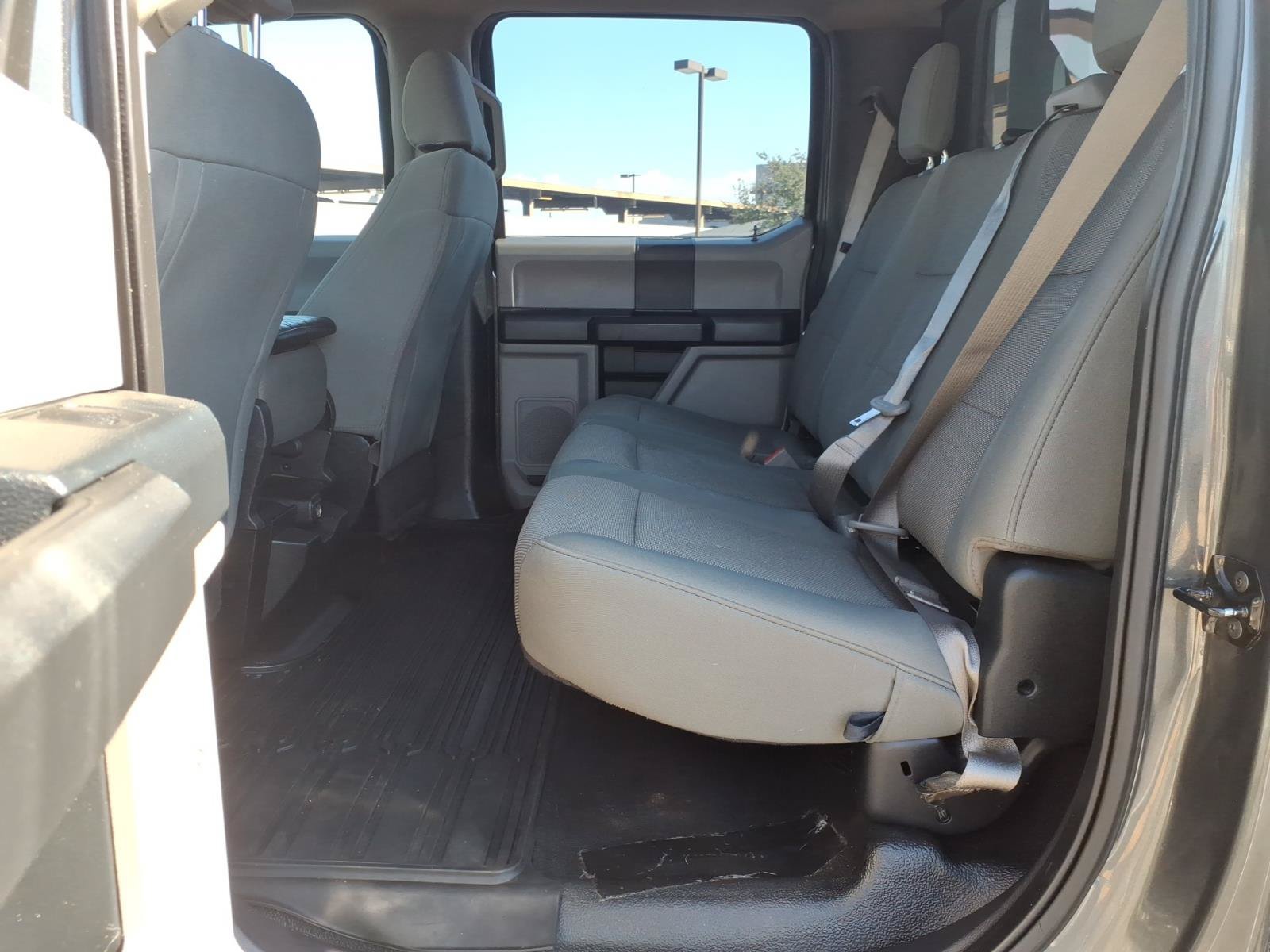 Certified 2019 Ford F250 XL w/ STX Appearance Package AWD/4WD image 18