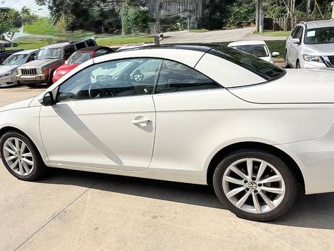 Used 2012 Volkswagen Eos Komfort FWD image 77