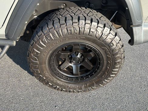 Used 2021 Jeep Wrangler Unlimited Sport AWD/4WD image 36