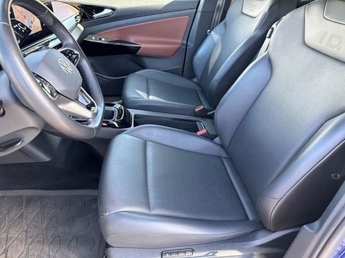 Certified 2022 Volkswagen ID.4 Pro S image 40