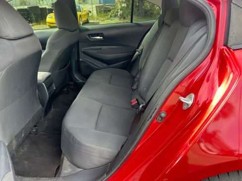 Used 2020 Toyota Corolla LE w/ Carpet Mat Package (TMS) FWD image 23