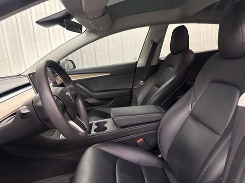 Used 2023 Tesla Model 3 Standard Range RWD image 10