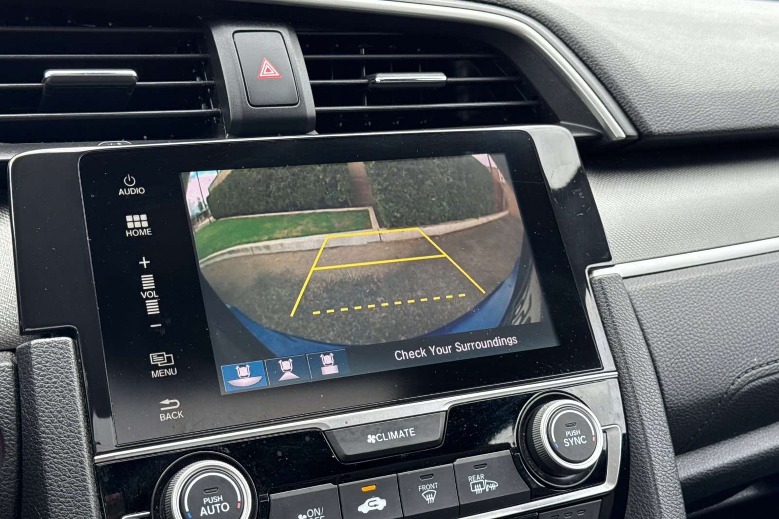 Used 2018 Honda Civic EX-L image 19