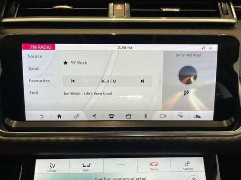 Used 2020 Land Rover Range Rover Velar S AWD/4WD image 44