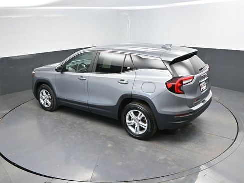 Used 2024 GMC Terrain SLE AWD/4WD image 28