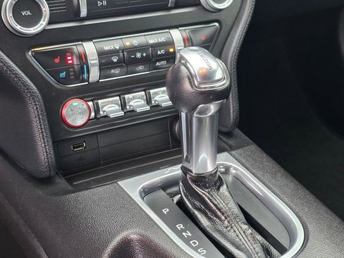 Used 2019 Ford Mustang Premium image 26