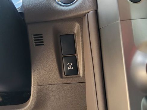 Used 2018 Lexus GX 460 w/ Navigation Package AWD/4WD image 24