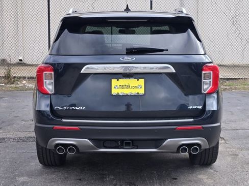 Certified 2022 Ford Explorer Platinum w/ Equipment Group 601A image 6