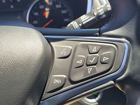 Used 2024 Chevrolet Equinox LT FWD image 15