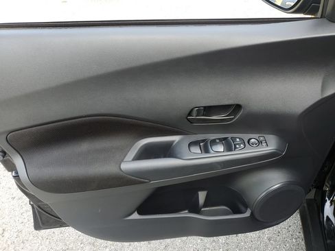Certified 2025 Nissan Kicks Play S FWD image 15