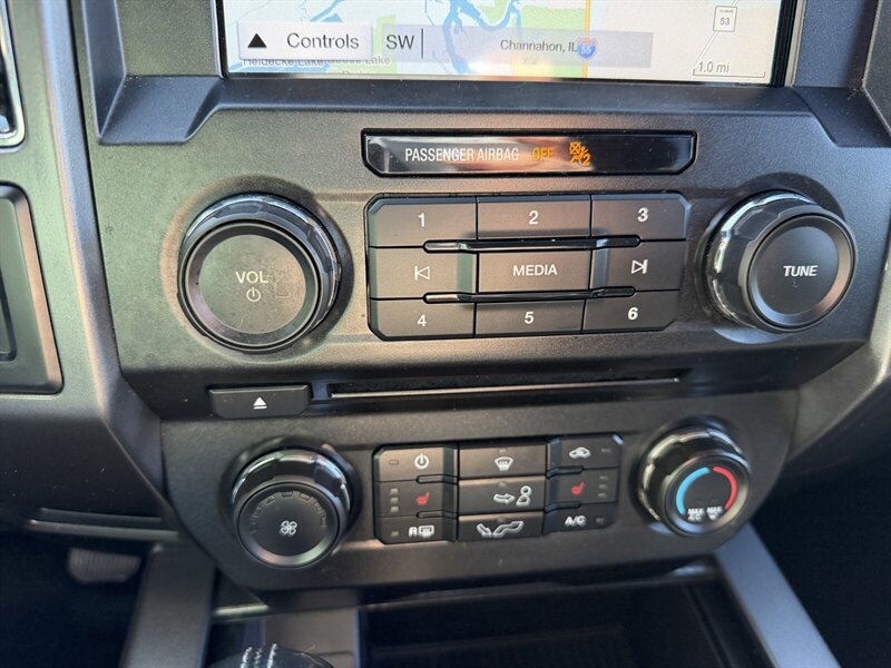 Used 2018 Ford F150 XLT w/ Equipment Group 302A Luxury AWD/4WD image 21