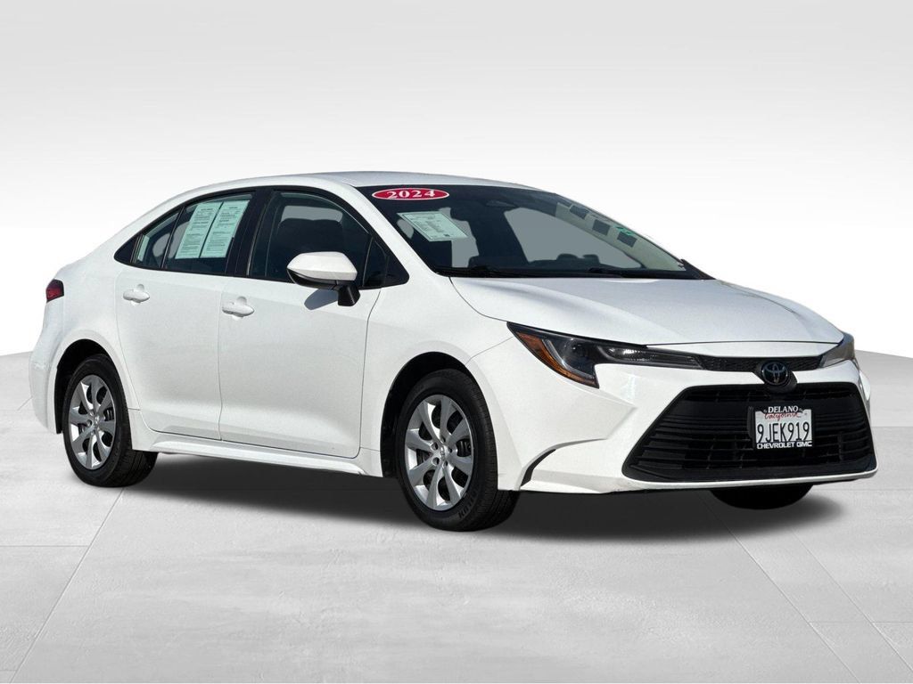 Used 2024 Toyota Corolla LE FWD image 7