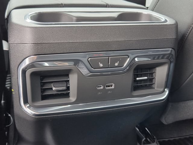 New 2026 Chevrolet Silverado 1500 LTZ w/ LTZ Premium Package AWD/4WD image 11