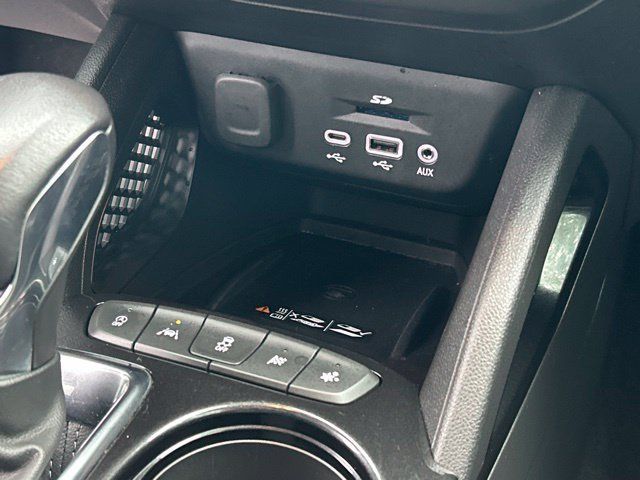 Used 2022 Chevrolet TrailBlazer ACTIV w/ Technology Package FWD image 50