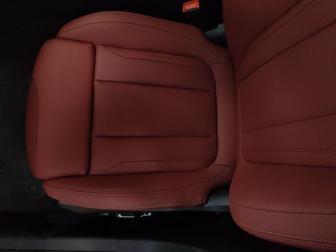 Used 2026 BMW 330i Sedan w/ Premium Package RWD image 13