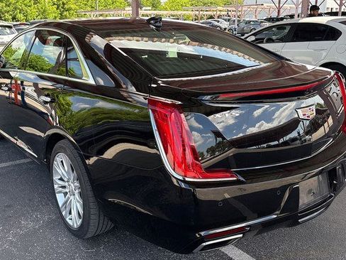 Used 2018 Cadillac XTS Luxury w/ Driver Awareness Package FWD image 2