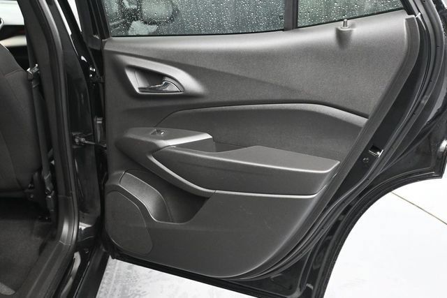 Used 2024 Chevrolet Trax RS w/ Driver Confidence Package FWD image 13