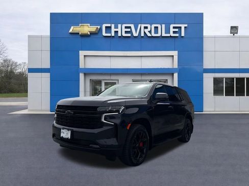 Used 2023 Chevrolet Tahoe RST w/ RST Performance Edition AWD/4WD image 2