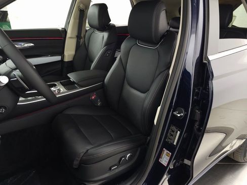 New 2026 Genesis GV70 2.5T Select image 12