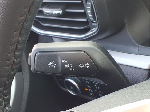 Used 2023 Ford Explorer XLT w/ Equipment Group 202A image 17