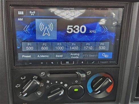 Used 2024 Chevrolet Low Cab Forward image 16