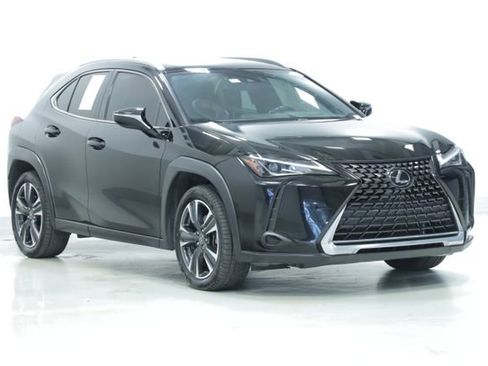 Used 2021 Lexus UX 200 w/ Accessory Package (Z2) image 3