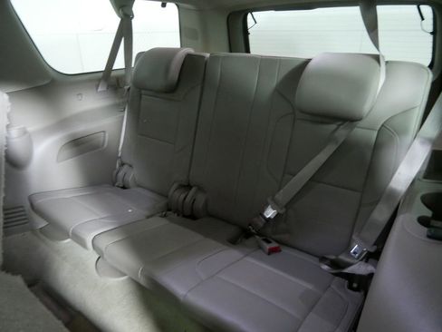 Used 2015 GMC Yukon XL SLT w/ Open Road Package image 20