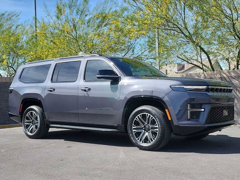 New 2026 Jeep Grand Wagoneer L 4WD w/ Premium Group I image 2