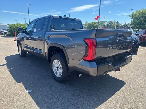 New 2026 Toyota Tundra SR5 w/ SR5 Premium Package AWD/4WD image 5