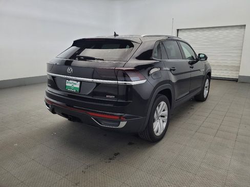 Used 2020 Volkswagen Atlas Cross Sport SE w/ Towing Package image 9