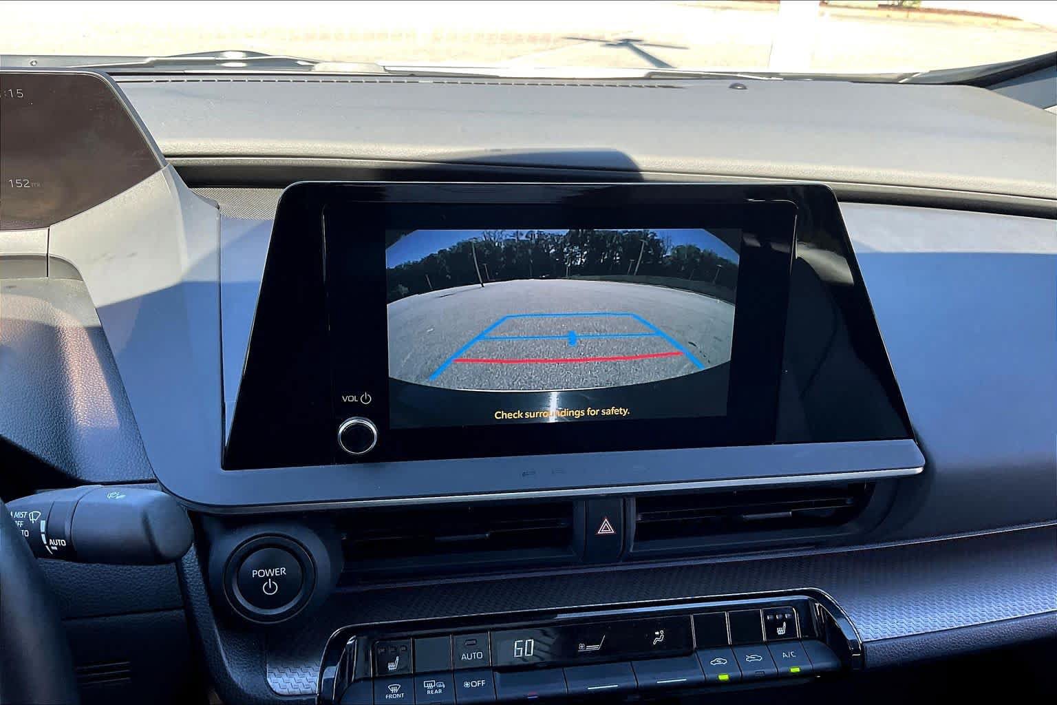 Used 2025 Toyota Prius XLE FWD image 26
