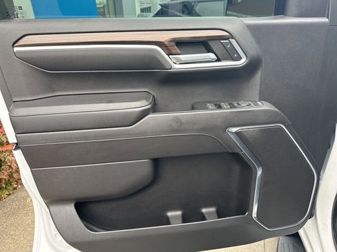 Used 2022 Chevrolet Silverado 1500 RST image 13