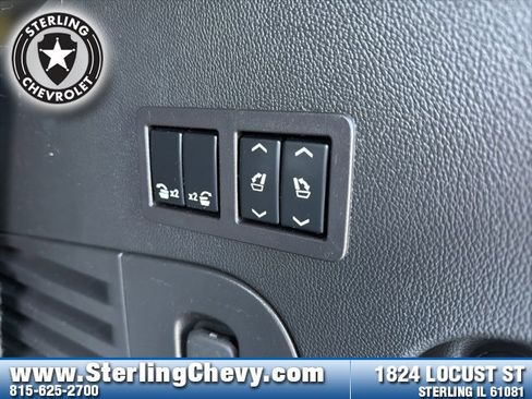 Used 2019 Cadillac Escalade Platinum image 31