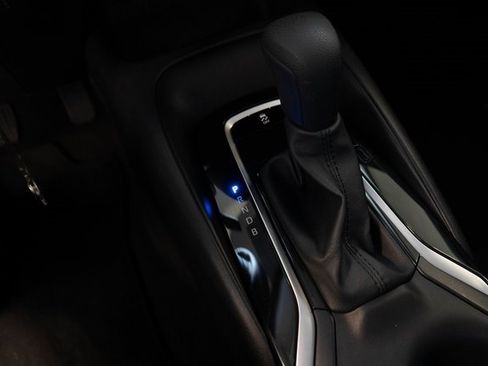 Used 2025 Toyota Corolla LE image 23