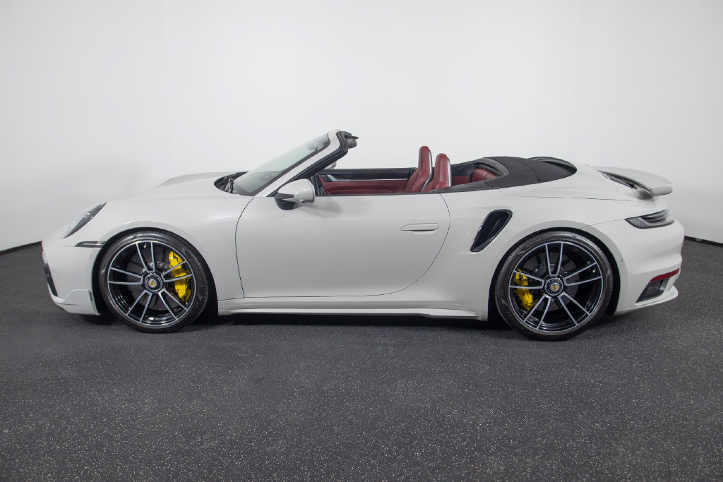 Used 2022 Porsche 911 Turbo S w/ 911 Turbo Sportdesign Package AWD/4WD image 8