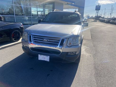Used 2008 Ford Explorer Sport Trac XLT image 5